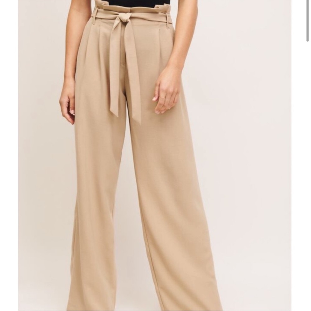 dynamite heidi belted wide leg pant, new but without tags size M